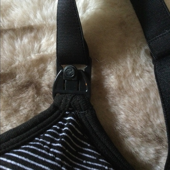 🤱🏼🆕 3/$10 Basic Collections Nursing Athletic Tank Top 🤰🏼🧘🏼♂️🖤 - Picture 6 of 11